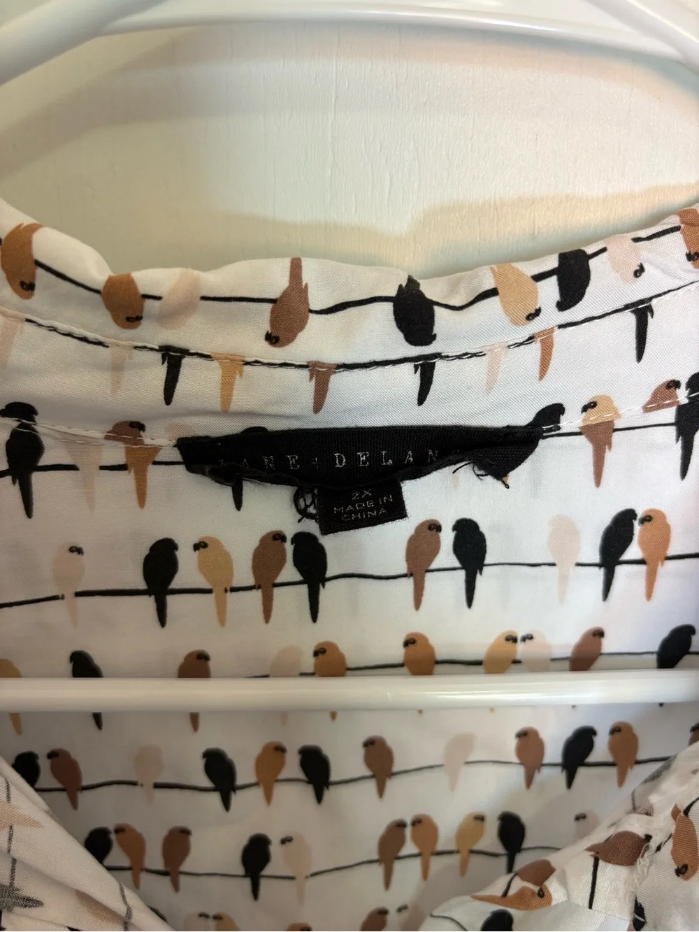 Anthropologie Jane & Delancey Bird On A Wire Shirt Size 2X Rayon Macaw Parrot - Picture 4 of 7